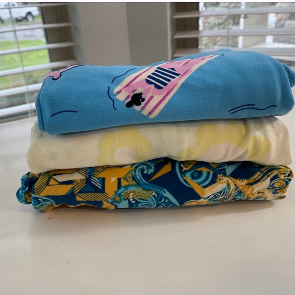 New LulaRoe Blue Yellow bundle leggings one size